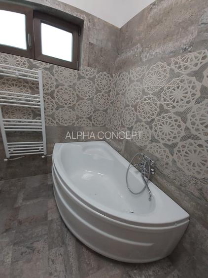 CUMPANA-Casa ideala  pentru familii cu mai multi membri-408000 euro! - 11