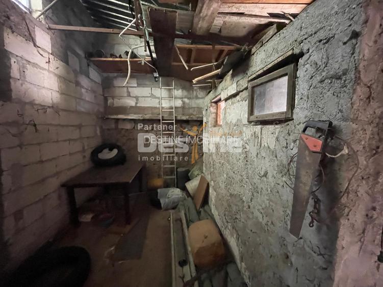 CASĂ + TEREN 385 MP | GARAJ | ZONA PETRICANI – GHERGHITEI | BUCUREȘTI - 12