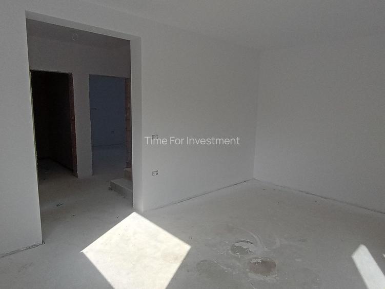 Sanandrei, Duplex pe Etaj, Drum Asflatat, Bucatarie Separata - 9