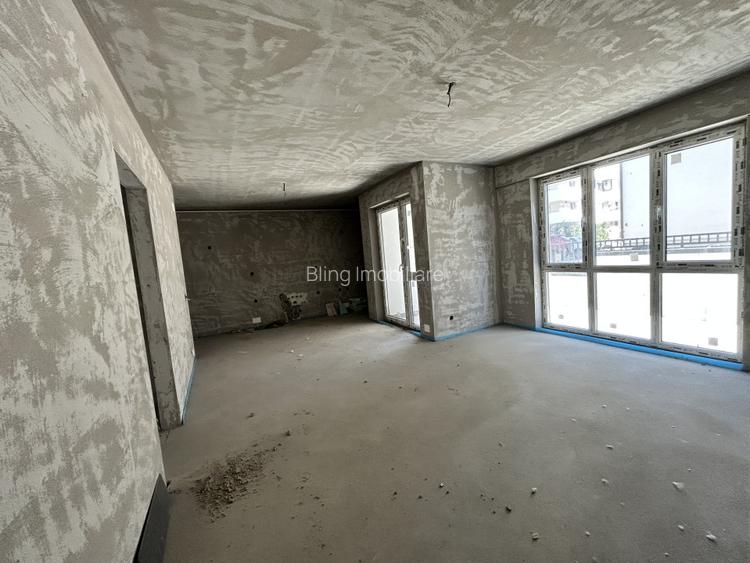 Apartament de 4 camere , 89 mp utili, terasa 103mp, zona VIVO - 3