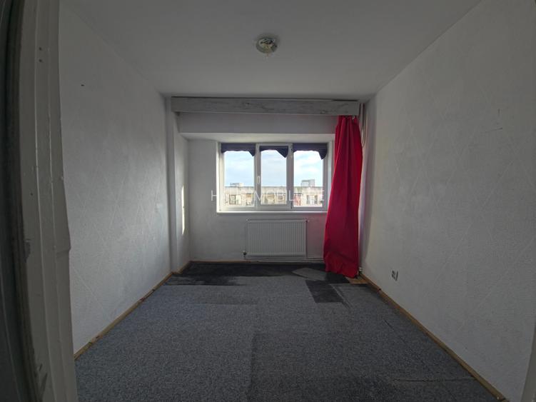 Ultracentral Tomis Mall 3 camere decomandat etaj 3/7 - 3