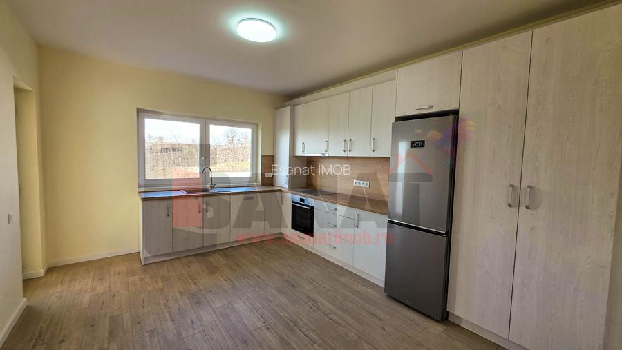 Casa P+E Noua, singur in curte, Garaj, Viile Sibiului, Gradina |VIDEO - 14