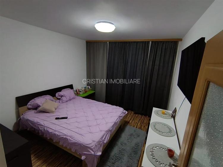 4 camere confort 1 Decoamandat, etaj superior, Mobilat, 80 mp - Viziru 3 - 4