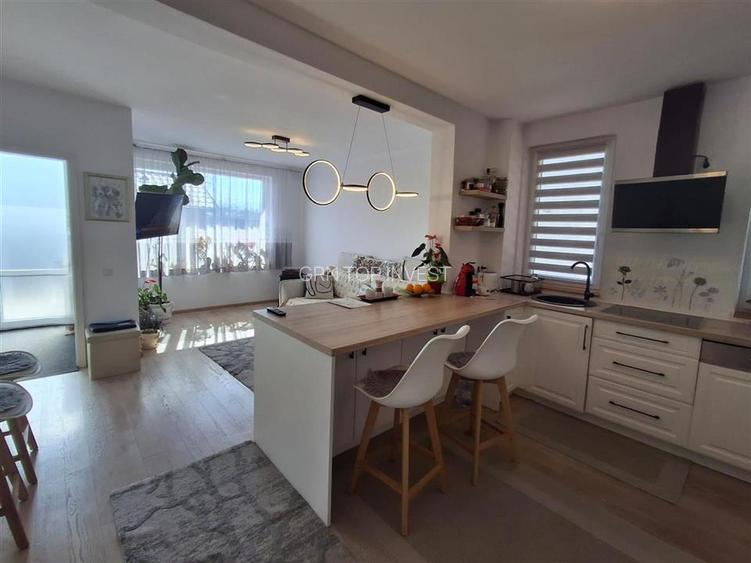 Casa cu 4 camere 2 bai si terasa  zona Arhitectilor - 14