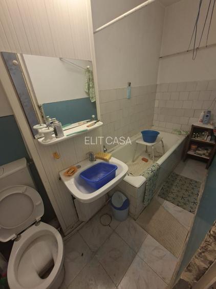 Apartament cu 3 camere, decomandat, etajul 1/8, zona Garii - 9