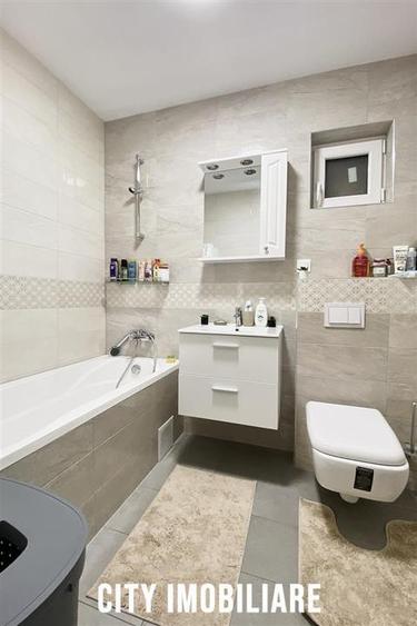 Apartament 3 camere, 2 dormitoare, bloc nou, parcare,  str. Colinei