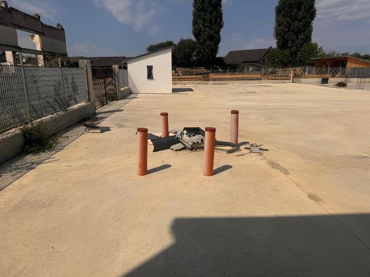 clădire de birouri nouă cu hală, parcare betonata și acces tir - 9