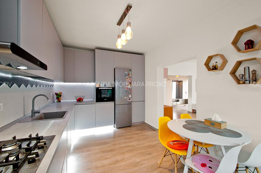 Casa moderna amplasata langa Metro! La cheie! - 4