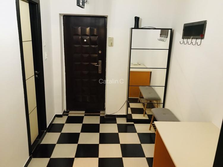 Garsoniera renovata, complet utilata si mobiliata + loc de parcare - 4