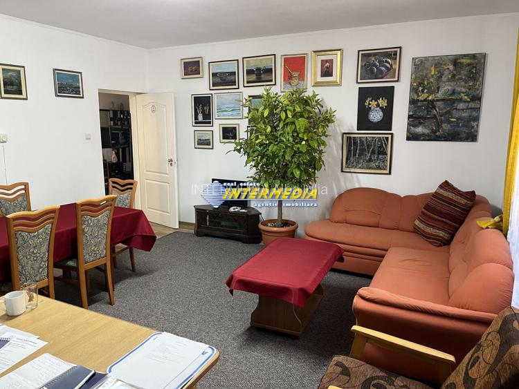 Casa vanzare Alba Iulia zona Centru ideala pentru doua familii finisata complet - 19