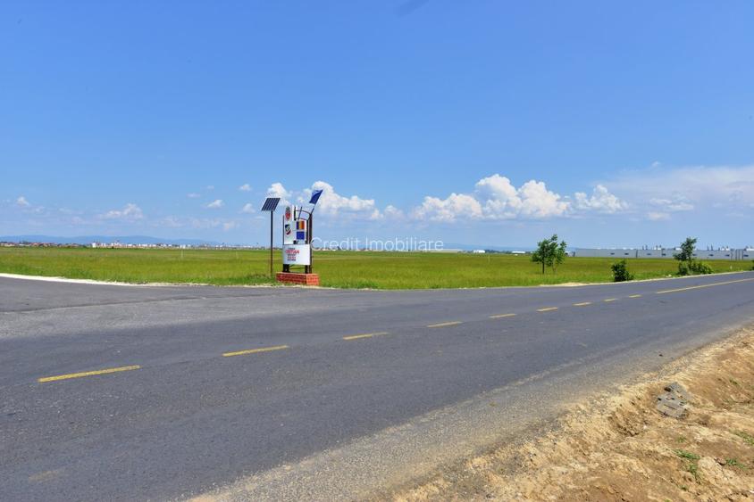 Teren de vanzare cu deschidere la DN 73. - 3