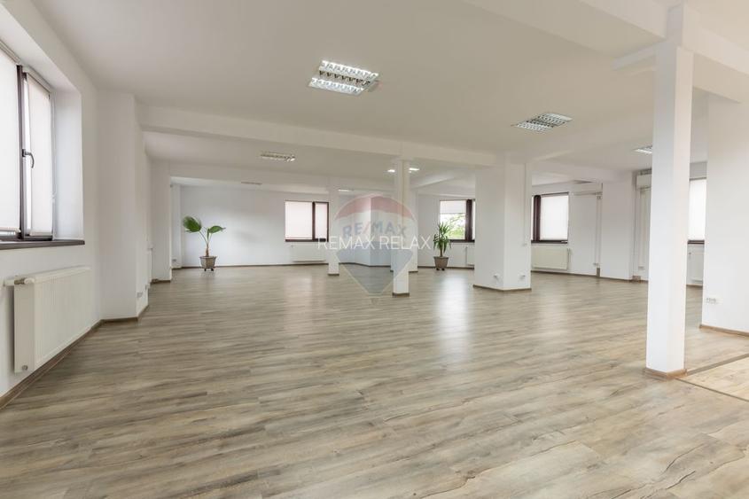 Cladire Mixtă de vânzare 800mp, D+P+3E+M  în Tudor Vladimirescu - Iasi - 3