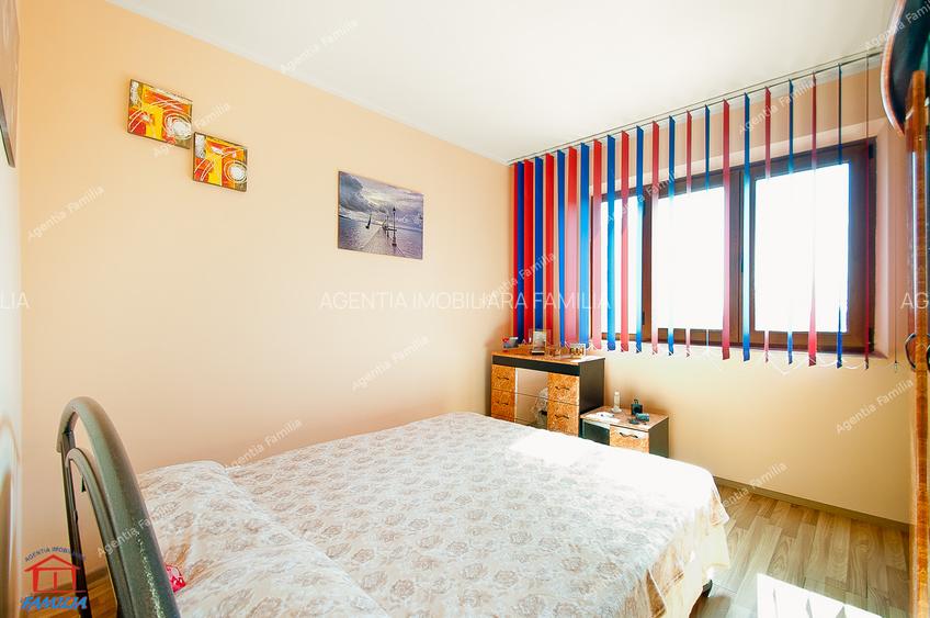 55oooEuro negociabil, trei camere renovat, mobilat si utilat, Micro 21-Turn TV - 3