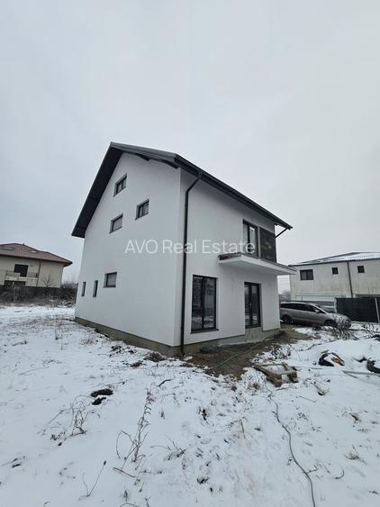 Vilă nouă de vânzare în Otopeni – construcție 2024 - 12