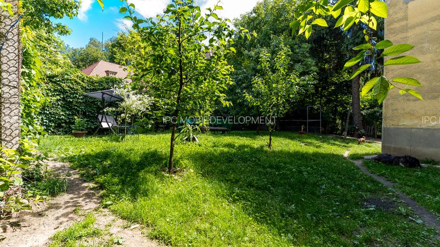 Duplex interbelic cu farmec istoric, în inima Clujului, Str. Crișan - 16