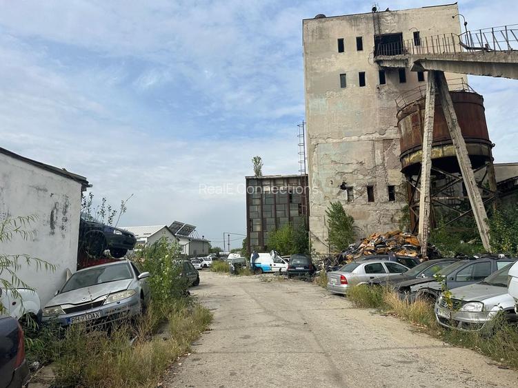 Platformă Industrială cu Cale Ferată si Infrastructură Completă - 36