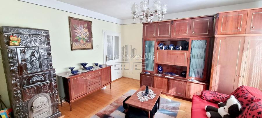 Casa pe 3 niveluri cu teren de 1900 mp in Com. Baisoara. - 20