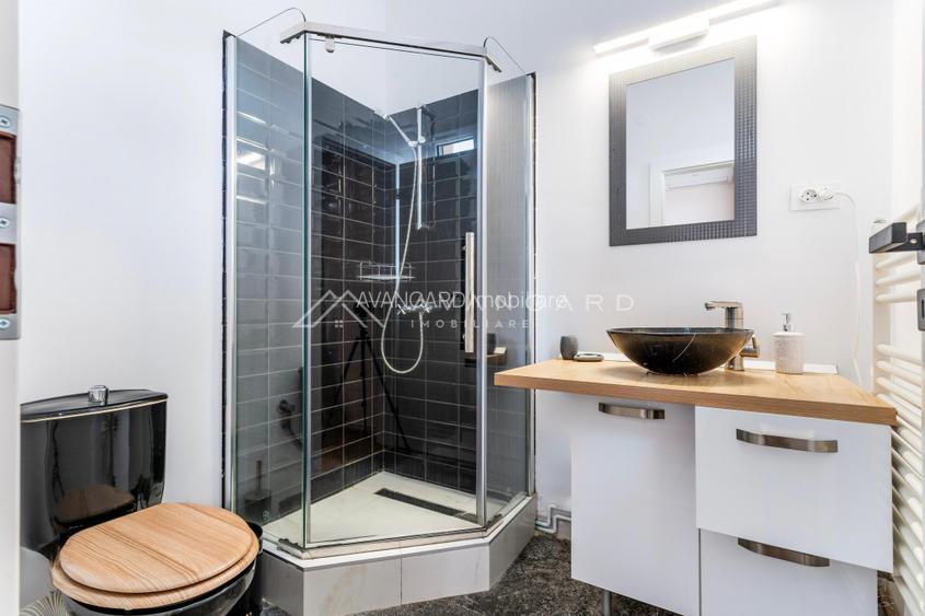 Apartament spațios de 87 mp, cu tavane înalte și garaj, strada Horea - 8