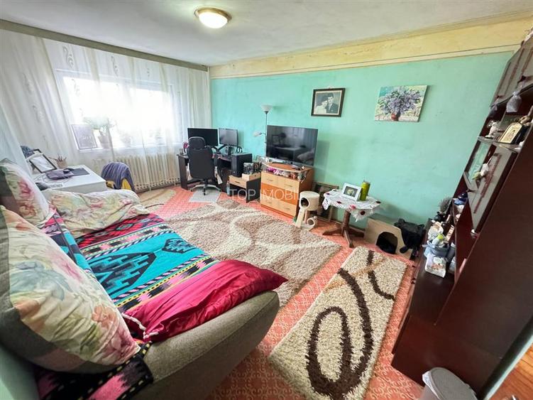 Apartament 3 camere decomandat, 72 mp - Nicolina - 2