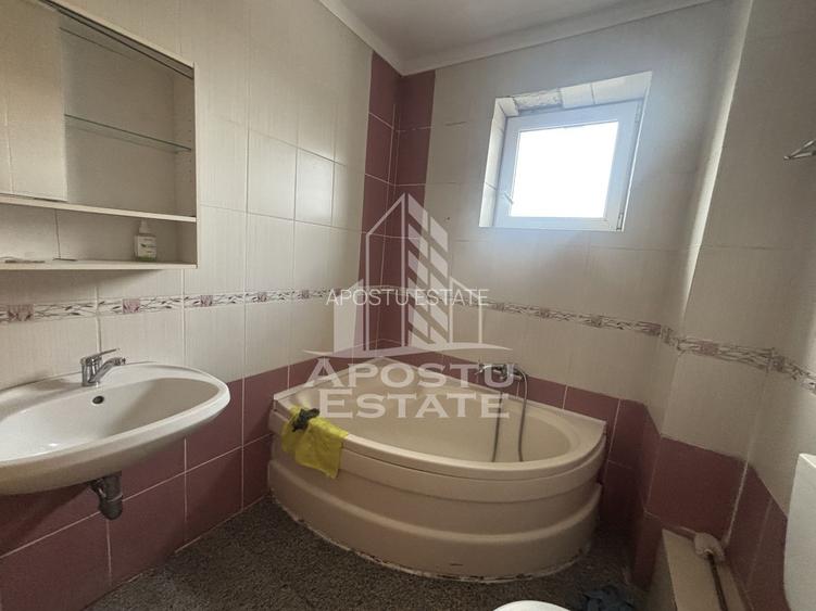 Apartament cu doua camere in zona Girocului, loc de parcare - 3