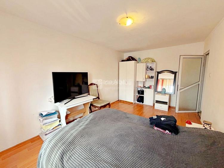 Pacurari - Moara de Foc, 3 camere decomandat, luminos, etaj 3 - 2