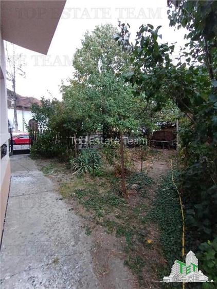 Vila cu aspect de conac in centrul Ploiestiului, ideala pentru locuinta, birou s - 16