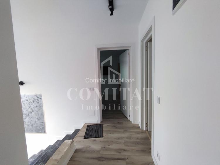 Casa individuală finisată | teren 495 mp | Dezmir - 21