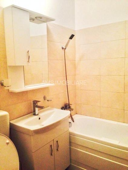 AP 3 CAMERE / TERASA GENEROASA / BOXA - 13