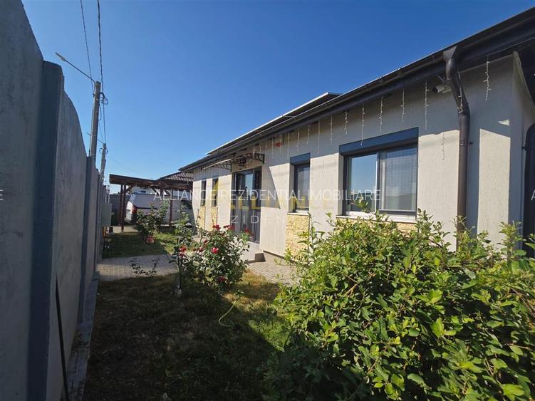 <Casa individuala mobilata utilata> 3 camere 1 baie teren 300mp - 8