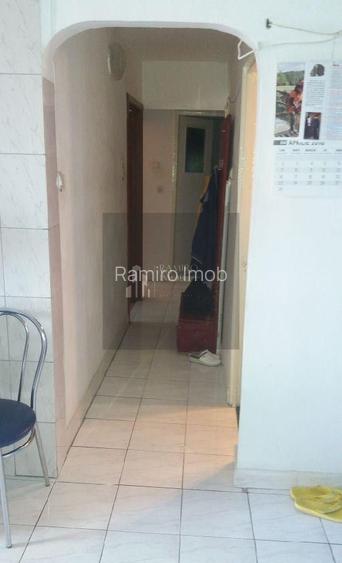 Apartament 3 camere, decomandat, Piata Rahova - 2