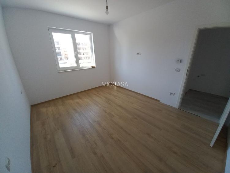 NOU. Langa Profi. La asfalt. Bucatarie inchisa. Etaj 1. - 5