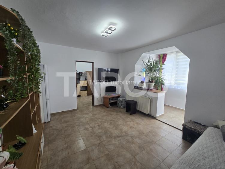 Apartament 2 camere 40mpu etaj parter zona Mihai Viteazul - 2