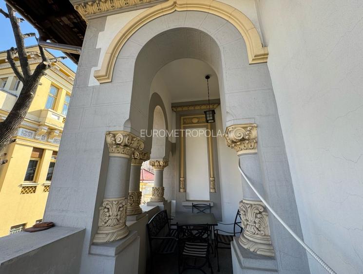 Vila cu arhitectura Dacia - 10