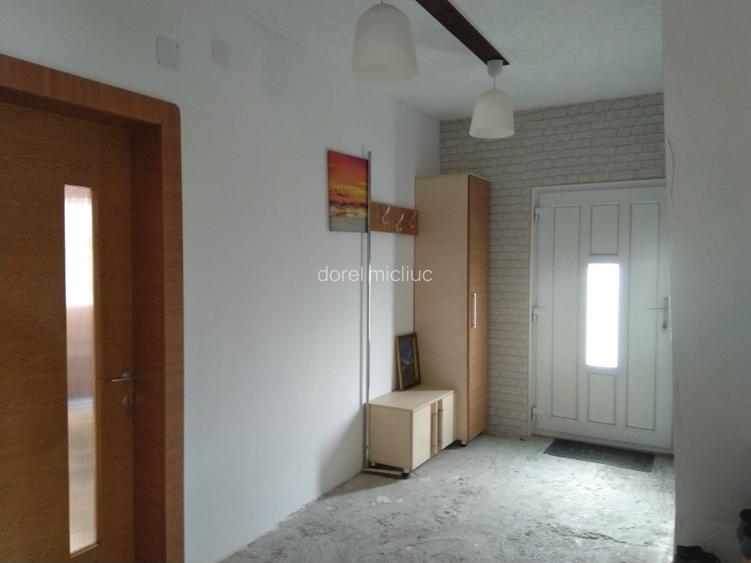 Vand sau schimb casa la tara cu apartament 2...3 camere in Bucuresti. - 5