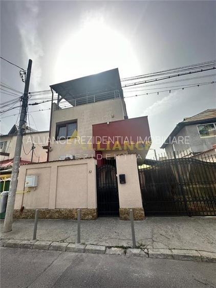 SUDULUI] Casa individuala cu 4 camere | 3 bai - Teren 160 mp - - 5