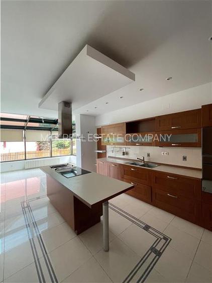 Exclusiv - Pipera | Vila + Piscina + Curte individuala | Negociabil - 3