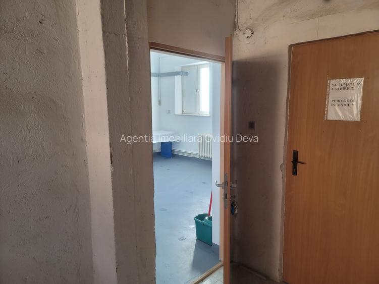 Inchiriez apartament 2 camere + 2 bai pentru muncitori, (maxim 10 persoane ) - 9