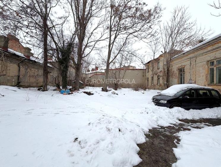 Vila cu arhitectura - 8