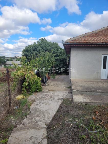 Techirghiol - casa parter cu teren 455 mp - 2