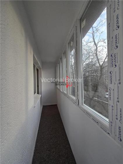 Etaj 2/10- PRIMUL CHIRIAS- Tei Facultatea de Constructii bloc reabilitat - 15