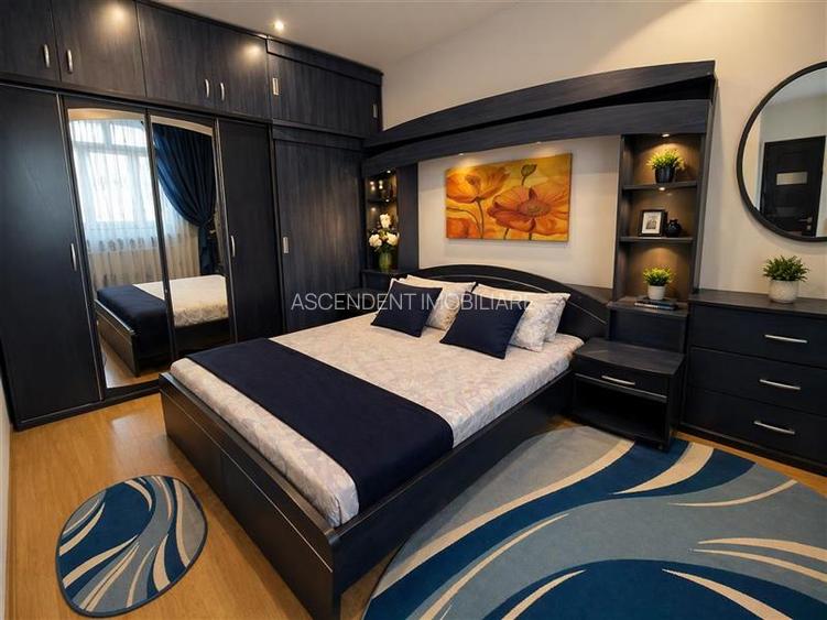 FILM& 3D!Proprietate duala distinctiva: showroom,birouri,locuinta,venit pasiv, i - 3