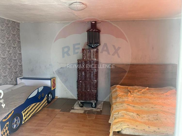 Casă / Vilă cu 4 camere de vânzare - 8