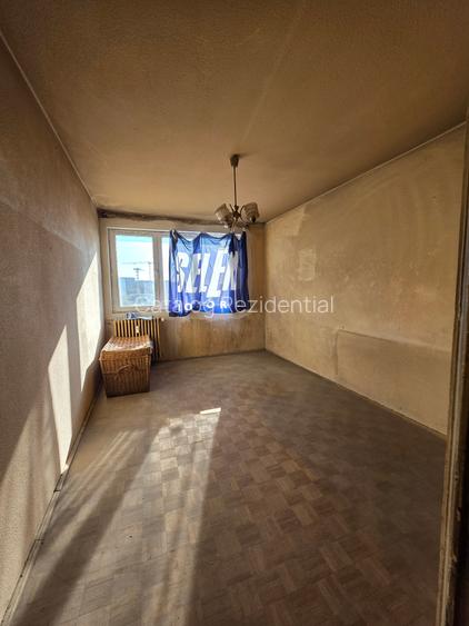 Apartament cu 3 camere de vanzare in zona Grivita - metrou Basarab 1 min. - 8