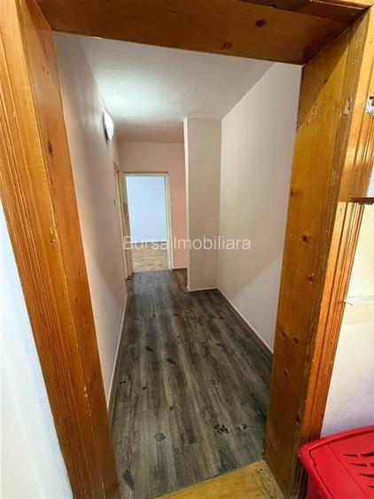 APARTAMENT 3 CAMERE, ETAJ 1, REPUBLICI - 7