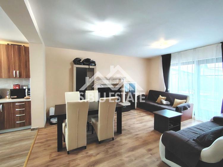 Casa de inchiriat Sibiu, 4 camere 2 bai - 16