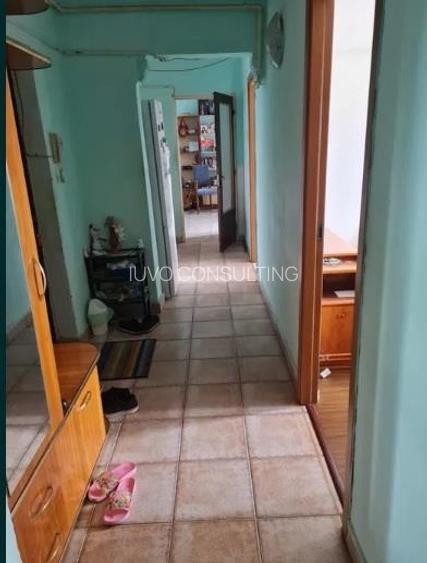 Apartament 4 camere Semidecomandat Sos. Berceni - 8