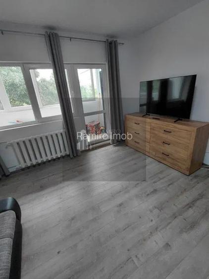 Vanzare Garsoniera | Uverturii- Militari |  Proximitate Metrou | 41mp - 8