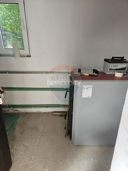 Casă solidă din cărămidă, mobilată, garaj, teren generos – Tarcău - 20