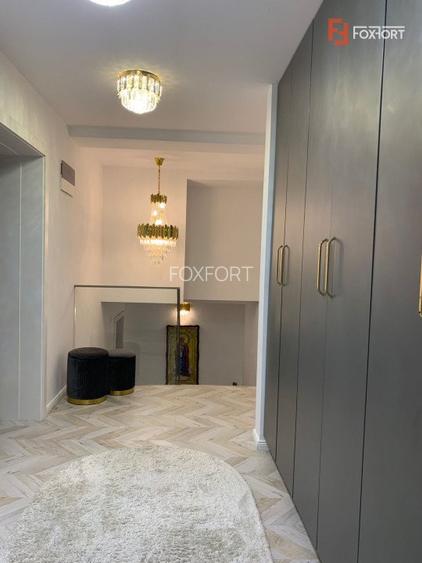 Duplex de vanzare cu 5 camere si 3 bai, zona Mehala - 23