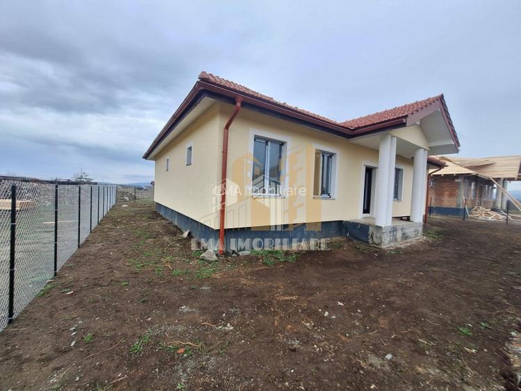 Ocazie! 2 Case individuale 4 camere Sanpetru Brasov - 2